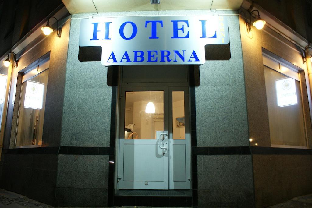 Hotel Garni Aaberna Berlín Exterior foto