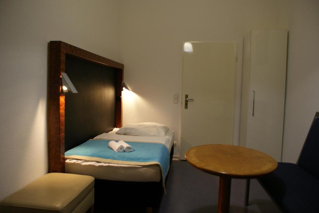 Hotel Garni Aaberna Berlín Habitación foto