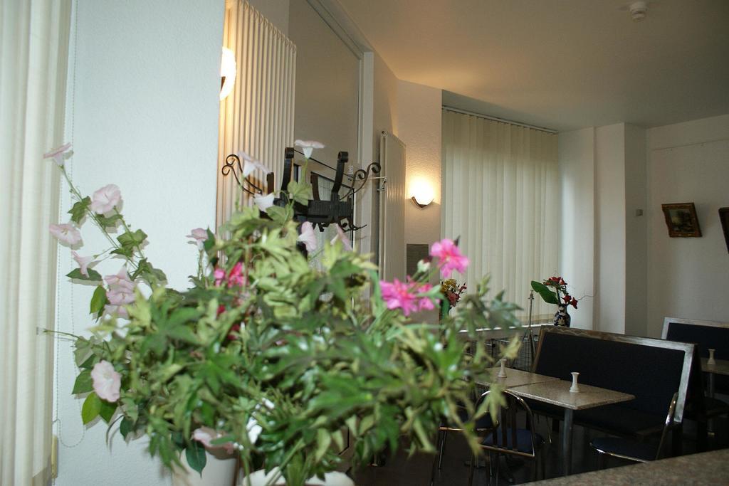 Hotel Garni Aaberna Berlín Exterior foto