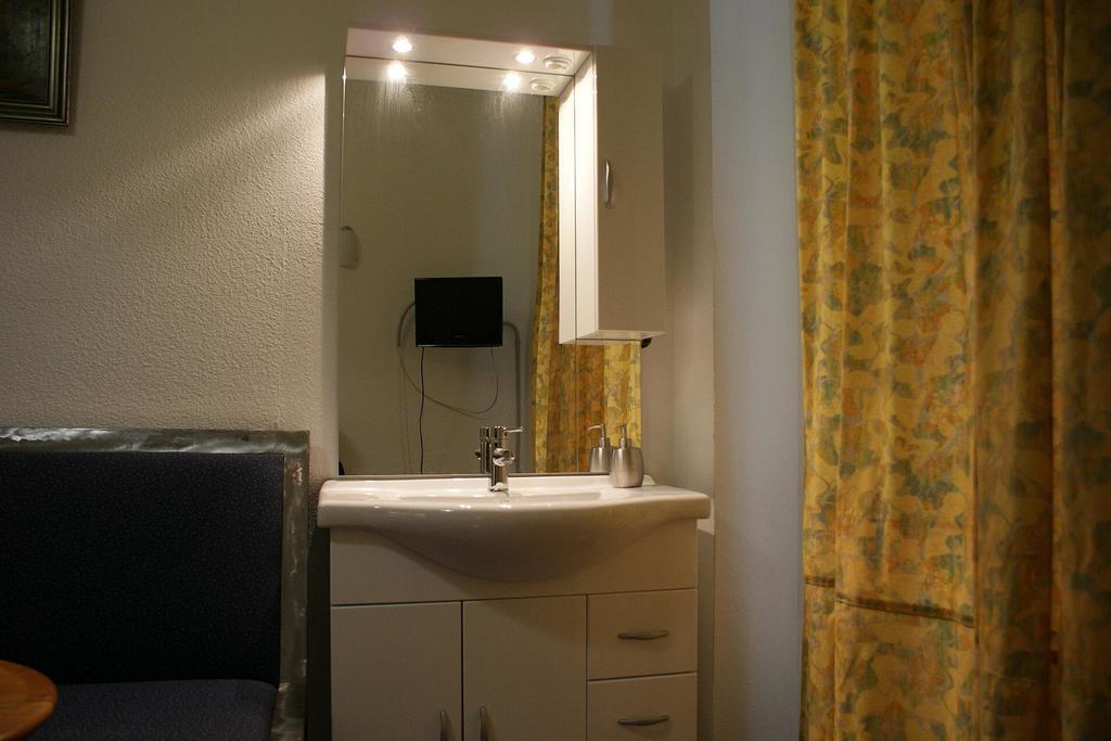 Hotel Garni Aaberna Berlín Habitación foto